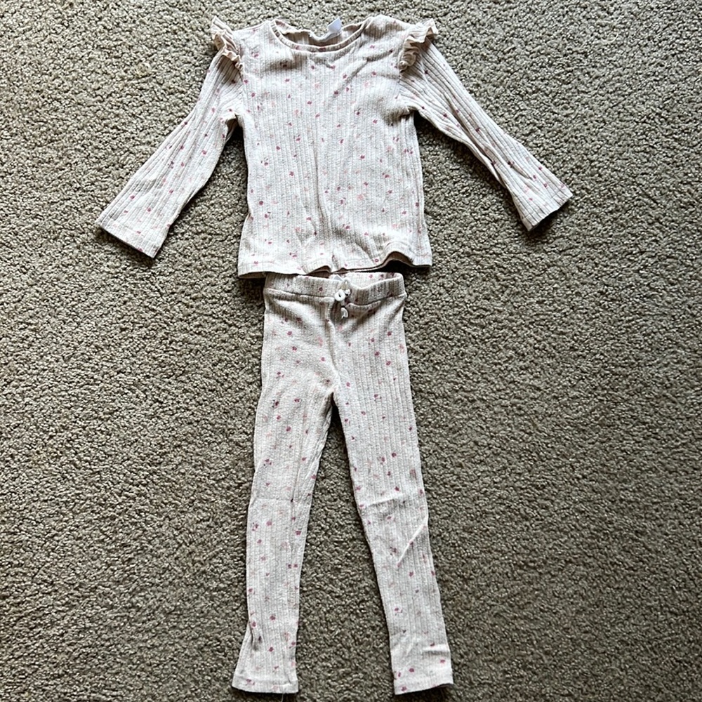 Zara Floral ribbed legging set.